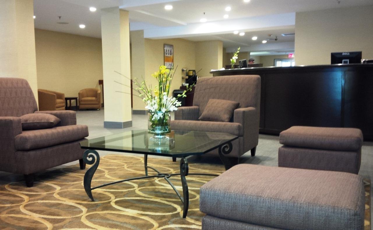 Courtyard By Marriott Regina Downtown Hotel Екстериор снимка