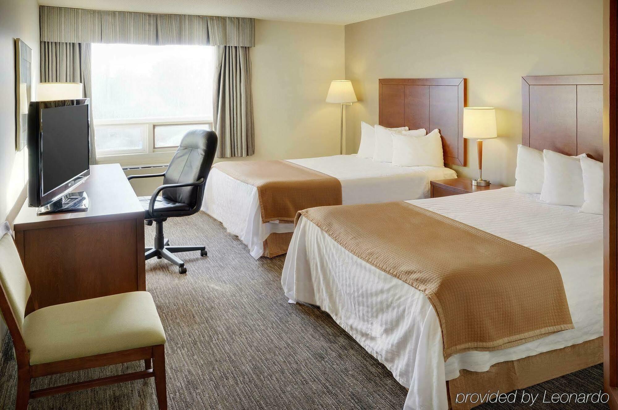 Courtyard By Marriott Regina Downtown Hotel Екстериор снимка